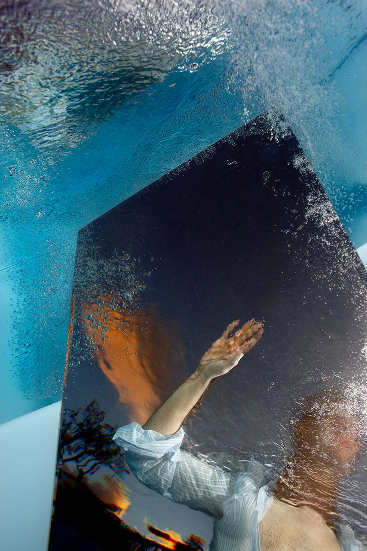 Virgile Underwater Night Photography by Valerie Morignat